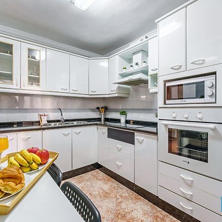 Malaga Central Station Apartment Exterior photo